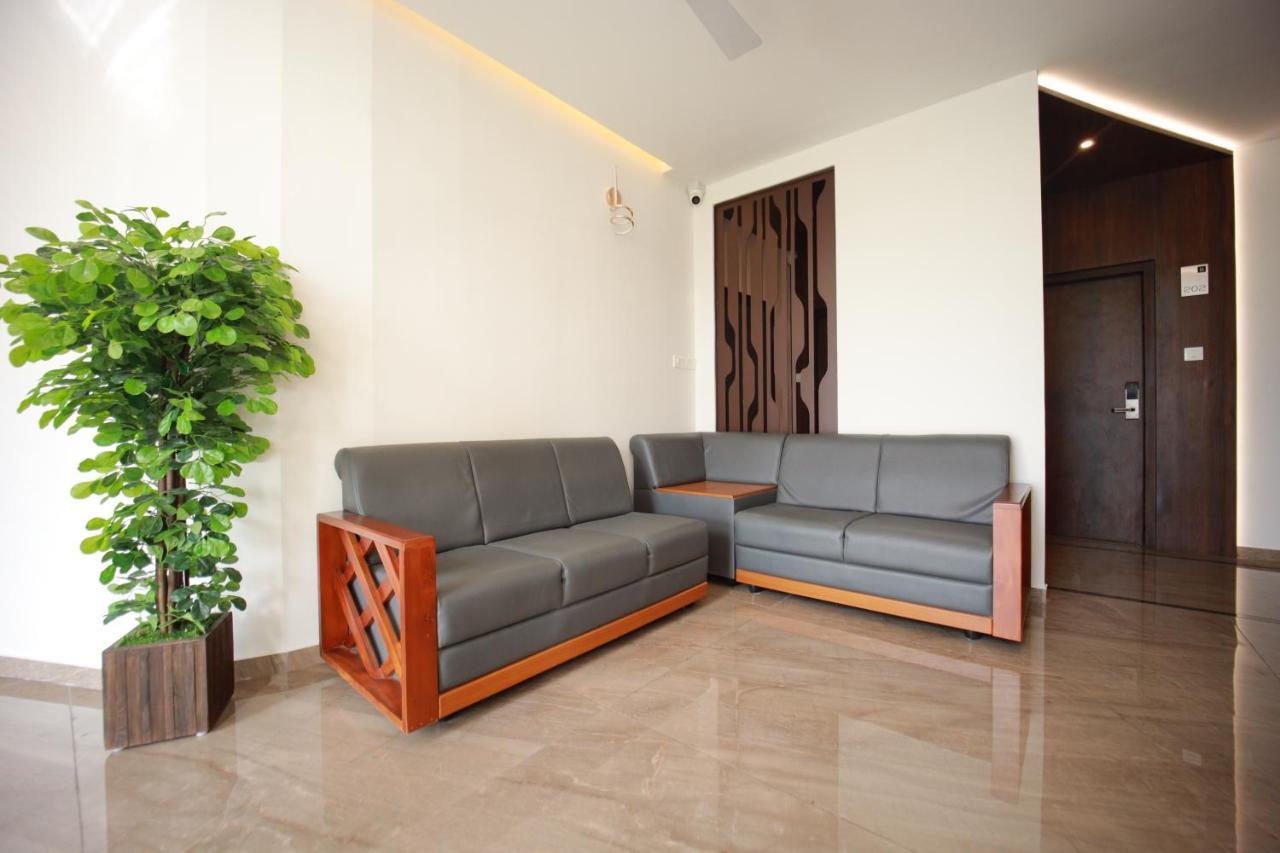 Bliss Regency Business Hotel Palakkad Buitenkant foto